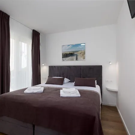A&a1 A&a2 * Poreč