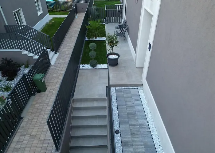 A&a1 A&a2 Πόρετς